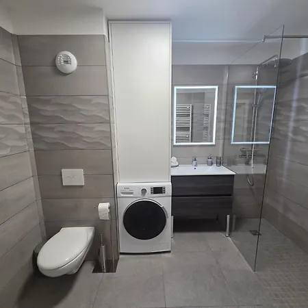 Monaco Border - Terrasse Vue - Piscine - Ff بوزولي