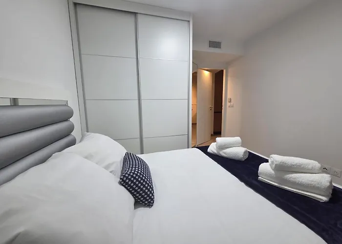 شقة Monaco Border - Terrasse Vue - Piscine - Ff *